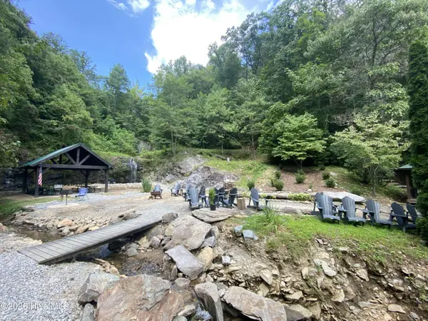 00 Noble Mountain LNDG, Murphy, NC 28906
