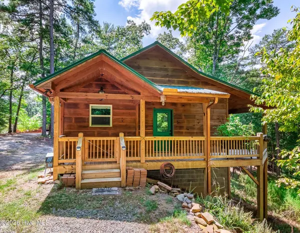 110 Blueberry HL, Murphy, NC 28906