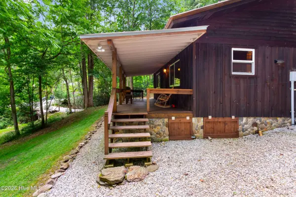 5100 Junaluska RD, Andrews, NC 28901