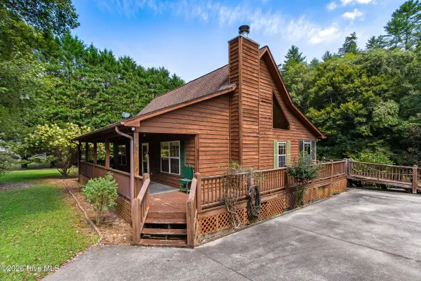 96 Loh Island DR, Murphy, NC 28906