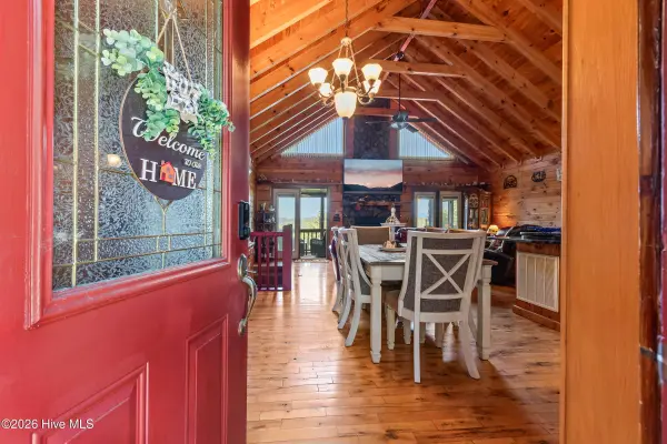 1608 Cardinal RD, Murphy, NC 28906