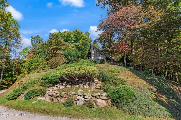806 Bob Branch RD, Andrews, NC 28901