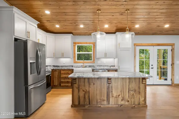 447 Big Sky DR, Murphy, NC 28906