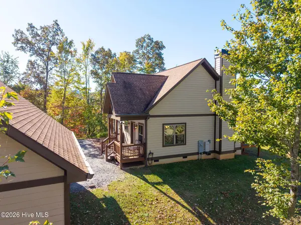 25 Over Silo RDG, Marble, NC 28905