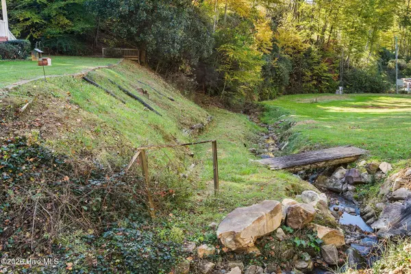 274 Red Marble RD, Andrews, NC 28901
