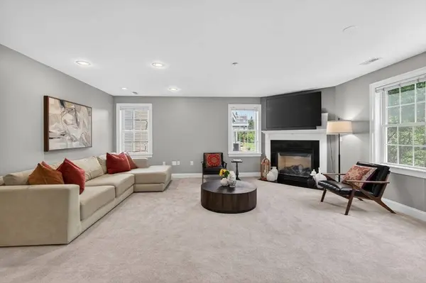 193 Elm St #127, North Reading, MA 01864
