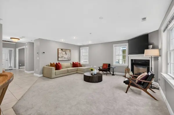 193 Elm St #127, North Reading, MA 01864