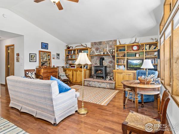 725 Upper Larkspur Ln, Estes Park, CO 80517
