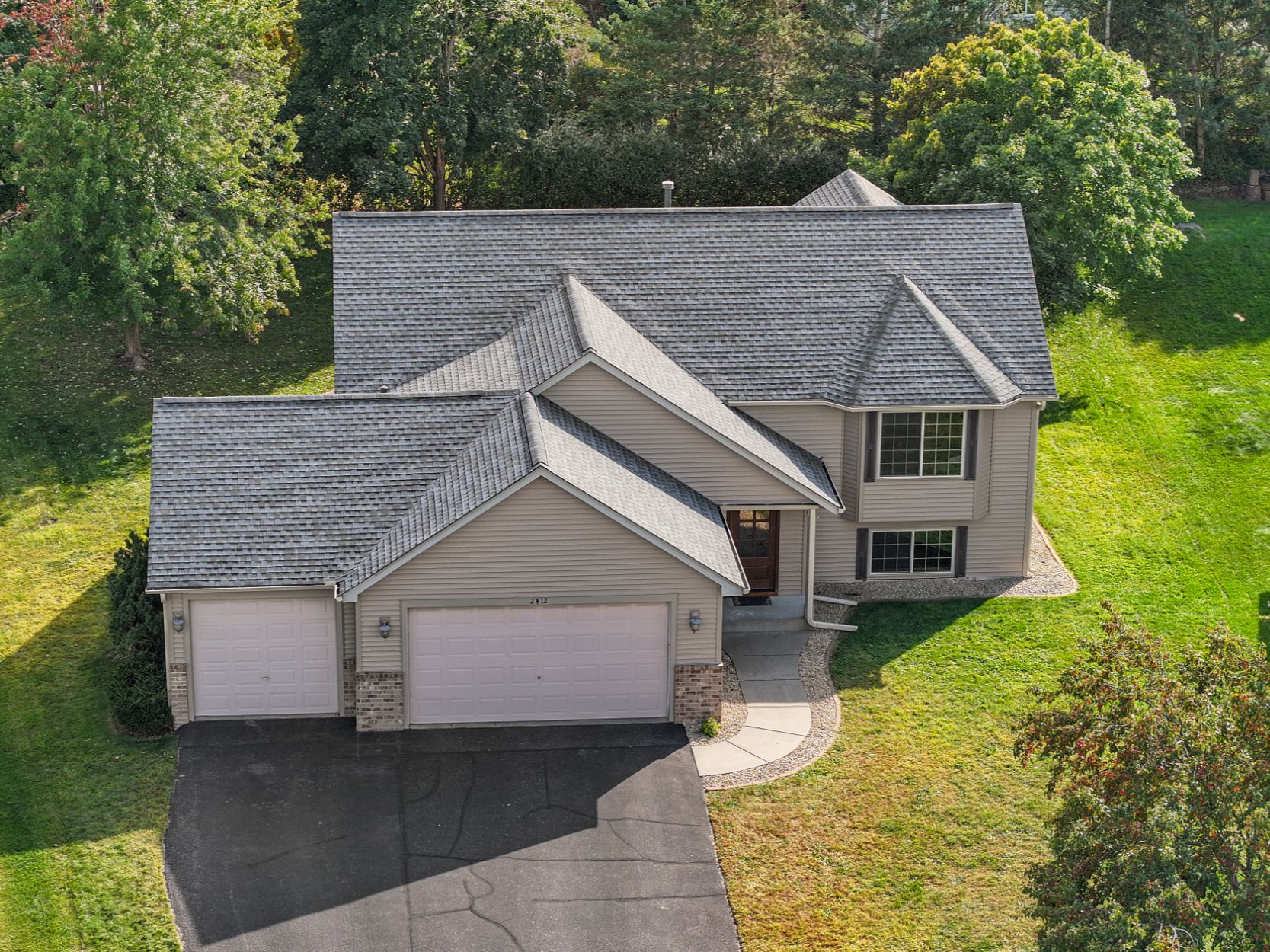 Residential homes in Western Wisconsin neighborhood with limited inventory