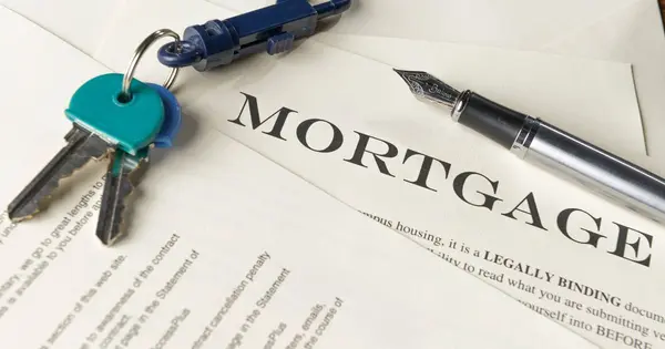 When Mortgage Rates Fall Below 6%: What It Means for Western Wisconsin and Twin Cities Buyers and Sellers,Mark Johnson