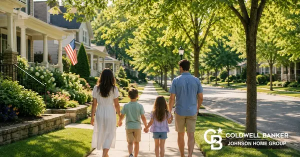 Why Summer Is a Great Time to Evaluate a Neighborhood,Mark Johnson