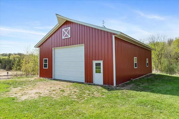 6300 Painter RD, Minnetrista, MN 55364