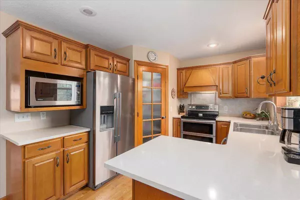 2040 46th AVE, Elk Mound, WI 54739