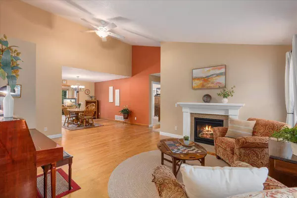 2040 46th AVE, Elk Mound, WI 54739