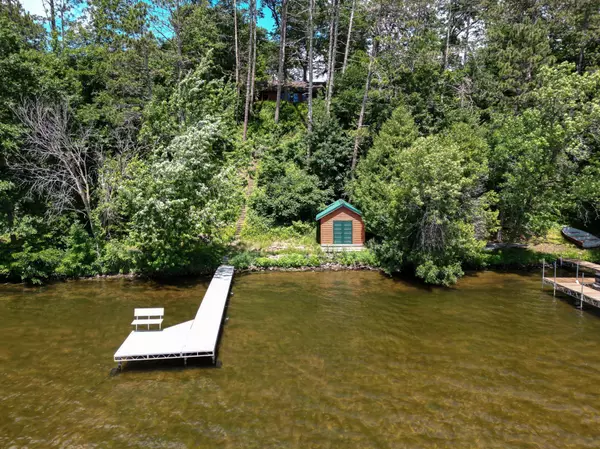 8031 Park ST, Oakland, WI 54830