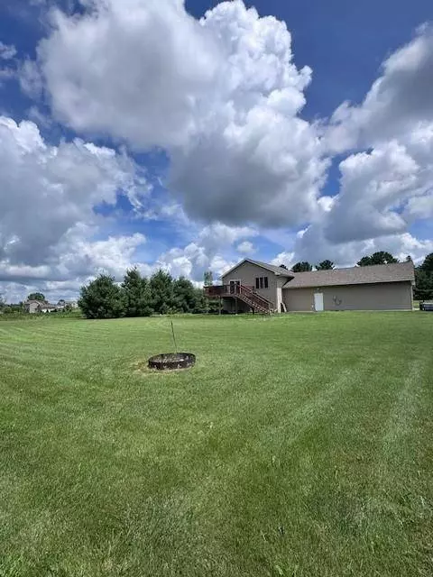 1102 178th ST, Hammond, WI 54015