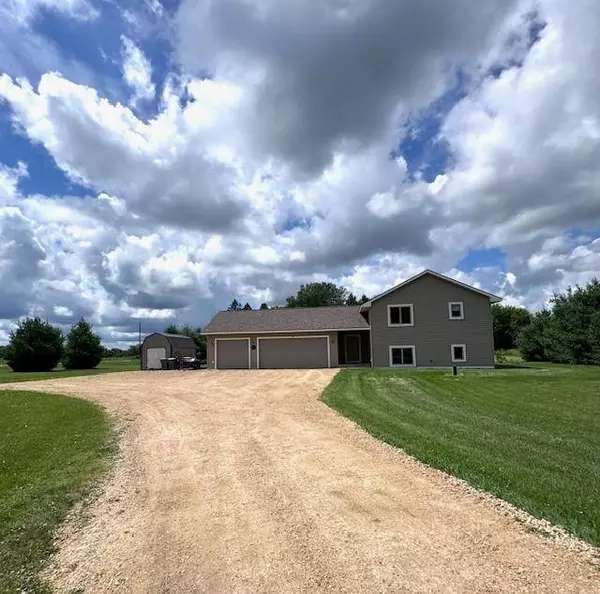 1102 178th ST, Hammond, WI 54015