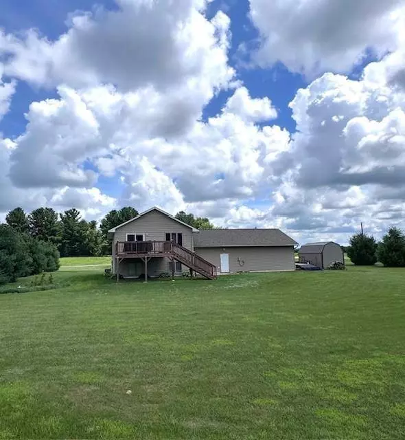 1102 178th ST, Hammond, WI 54015