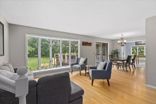 1376 Valley Creek DR, New Richmond, WI 54017