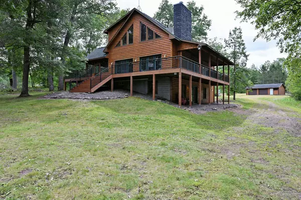 W9564 Victoria LN, Spooner, WI 54801