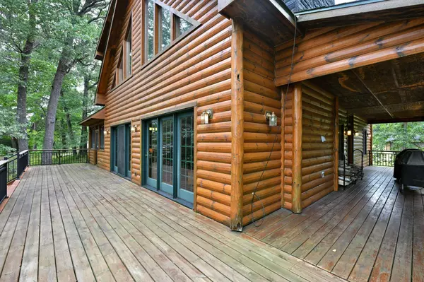 W9564 Victoria LN, Spooner, WI 54801