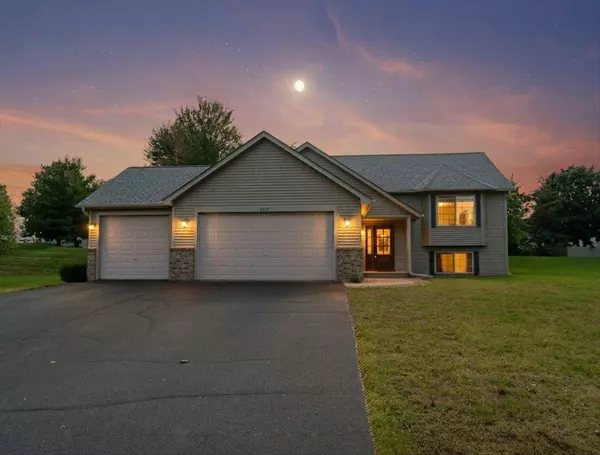 2412 Somerset Knoll, Hudson, WI 54016