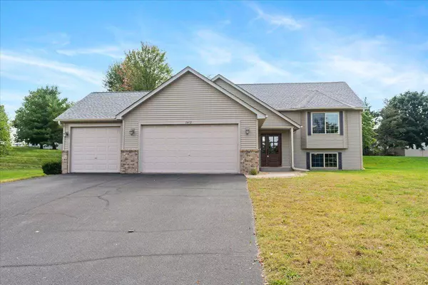 2412 Somerset Knoll, Hudson, WI 54016