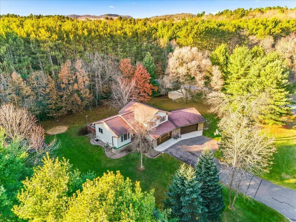 6851 N 550th ST, Red Cedar Twp, WI 54751