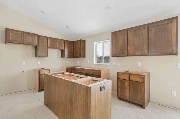 1175 Wisteria LN, New Richmond, WI 54017