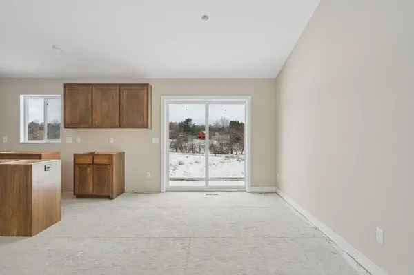 1175 Wisteria LN, New Richmond, WI 54017