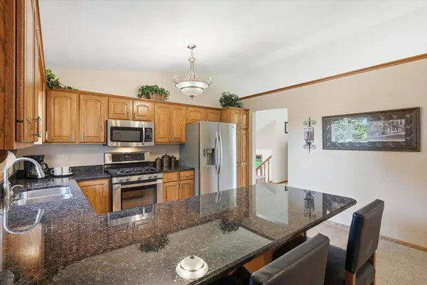1087 Tanney LN, Hudson, WI 54016