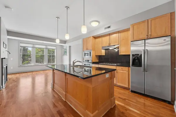 1060 Grand AVE #210, Saint Paul, MN 55105
