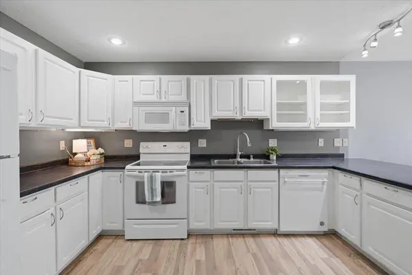 63 Brighton PATH, Hudson, WI 54016