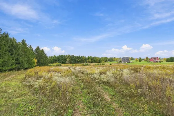 1528 Highway 65, New Richmond, WI 54017