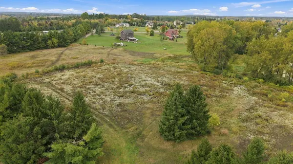 1528 Highway 65, New Richmond, WI 54017