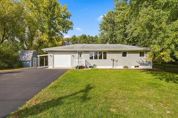 272 Glenmont RD, River Falls, WI 54022