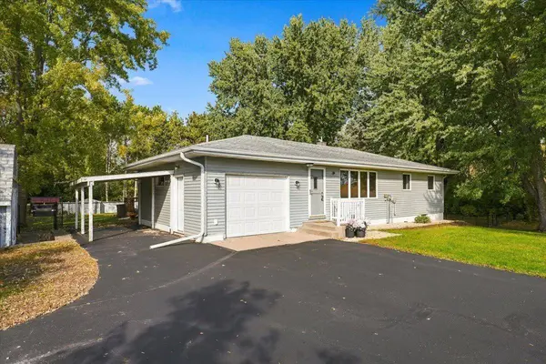 272 Glenmont RD