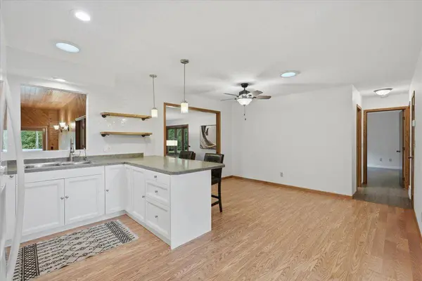 272 Glenmont RD, River Falls, WI 54022