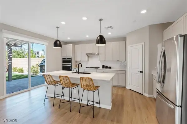 8374 Vinamala AVE, Las Vegas, NV 89149