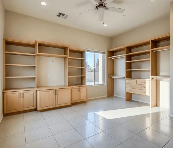 What to Leave Behind When Selling Your Las Vegas Home,Ryan Rose
