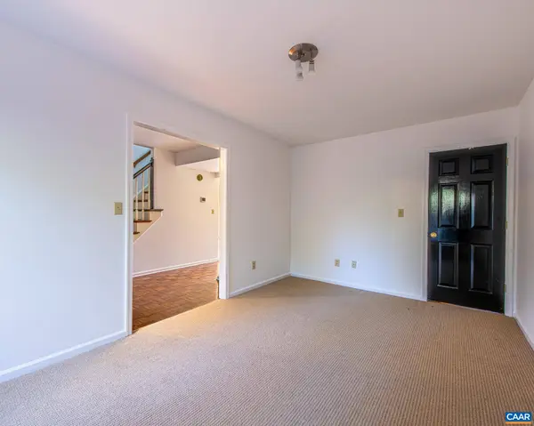 1381 GRISTMILL DR, Charlottesville, VA 22902