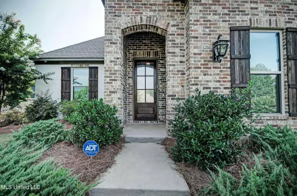 421 Ashleigh Court, Brandon, MS 39042