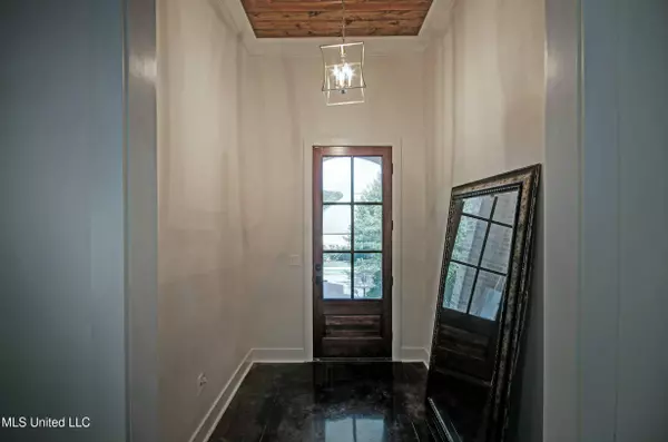 421 Ashleigh Court, Brandon, MS 39042