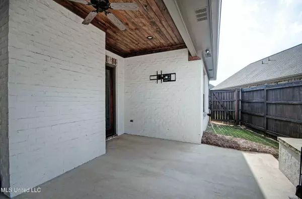 421 Ashleigh Court, Brandon, MS 39042