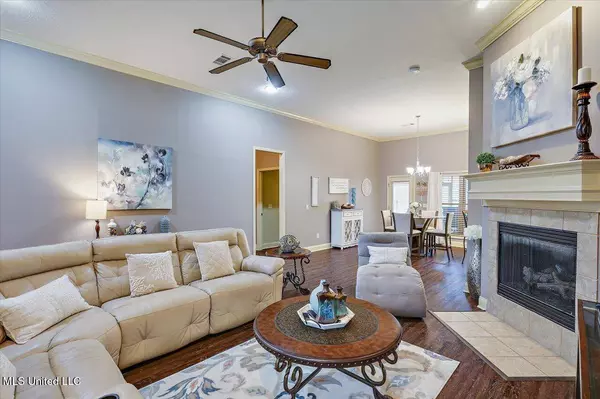 107 Rockbridge Circle, Clinton, MS 39056