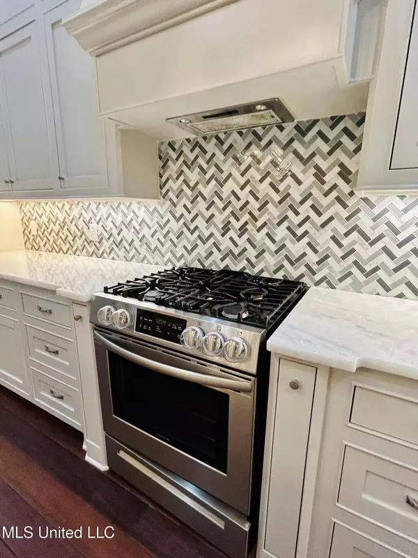 539 Meadows Place, Madison, MS 39110