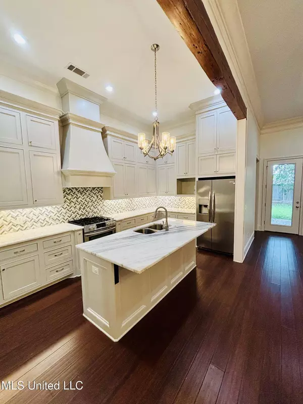 539 Meadows Place, Madison, MS 39110