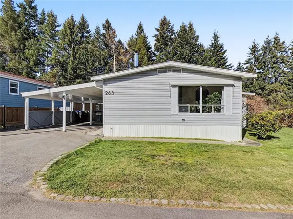 2465 Apollo Dr #263, Nanoose Bay, BC V9P 9K2