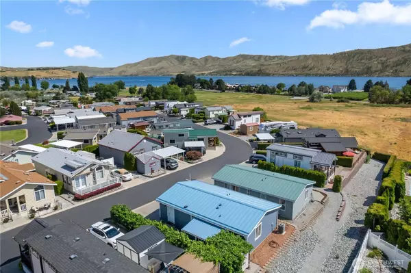 1000 State Route 150 #17, Manson, WA 98831