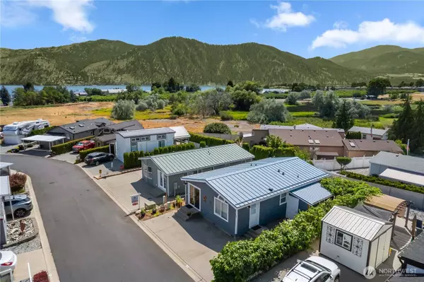 1000 State Route 150 #17, Manson, WA 98831